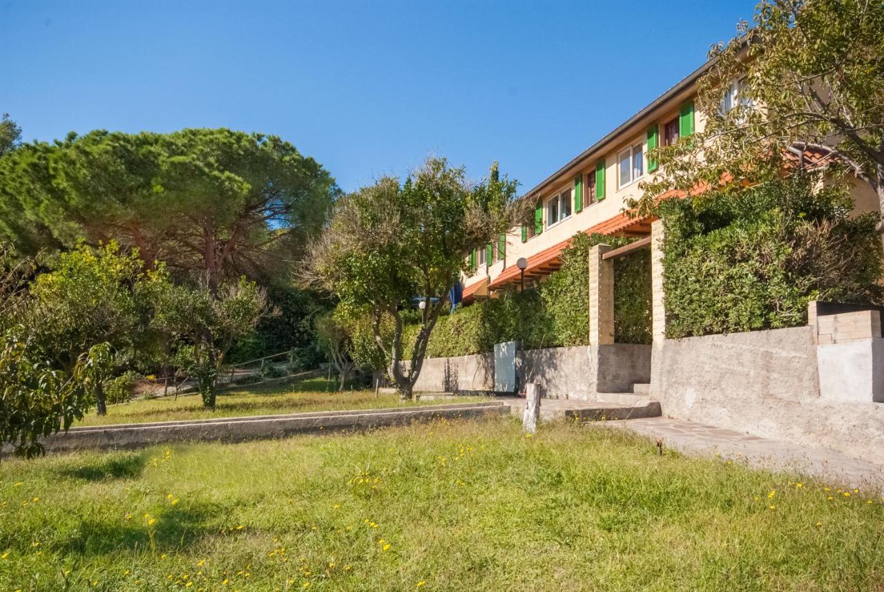 Residence La Valdana Capoliveri  Exterior foto